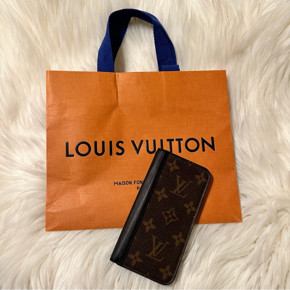Authentic Louis Vuitton iPhone X/XS Folio Wallet Card Case
